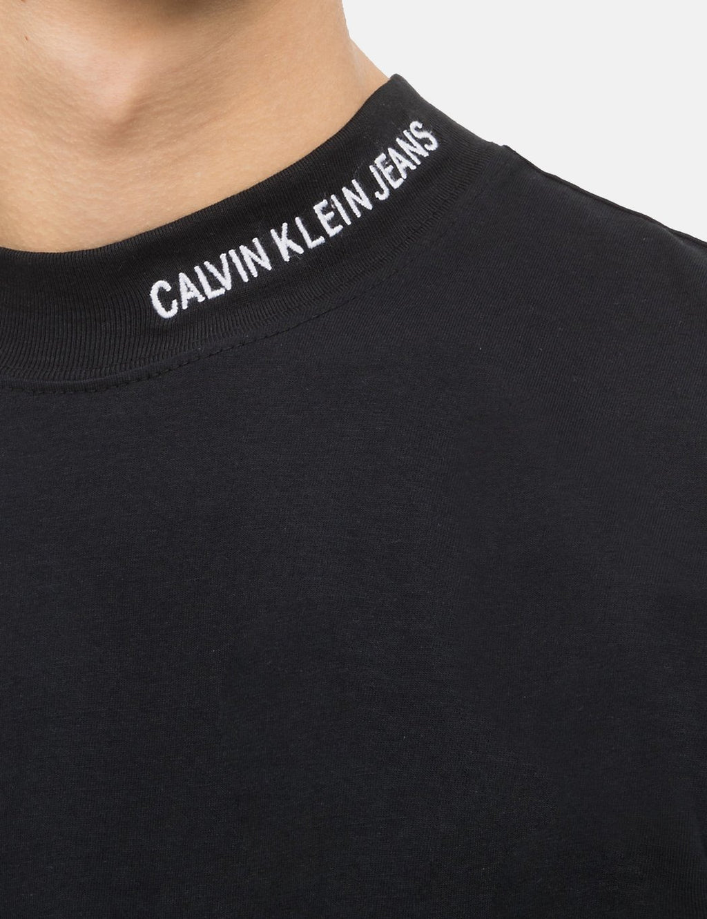 – URBAN EXCESS USA T-Shirt Klein Black Crew EXCESS. - Calvin Embroidered Neck | URBAN