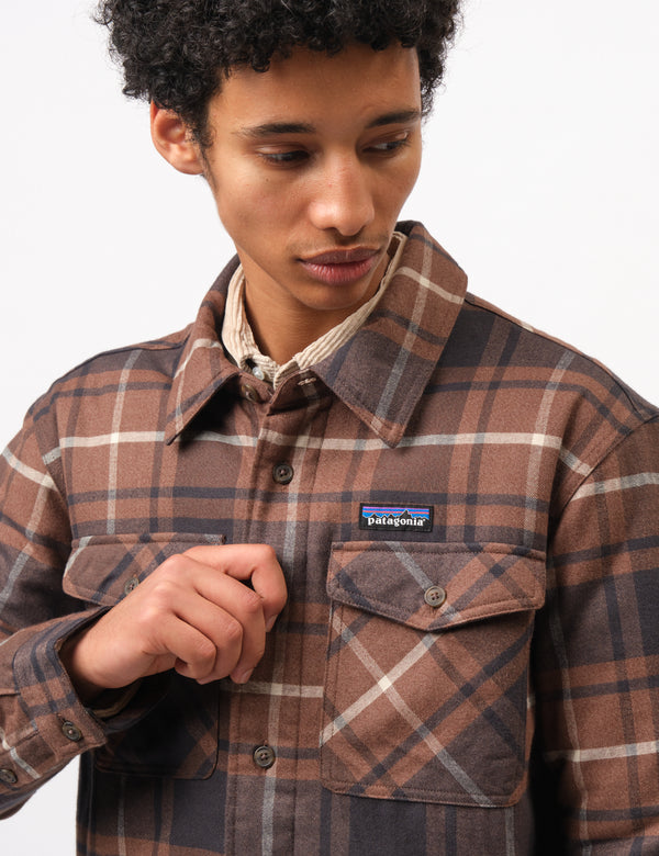 Patagonia LW Insulated Fjord Flannel Outdoor Shirt - Molasses Brown