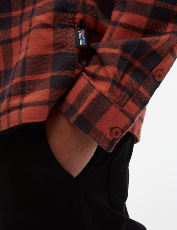 Patagonia Fjord Flannel Ice Caps Shirt (Organic) - Burl Red