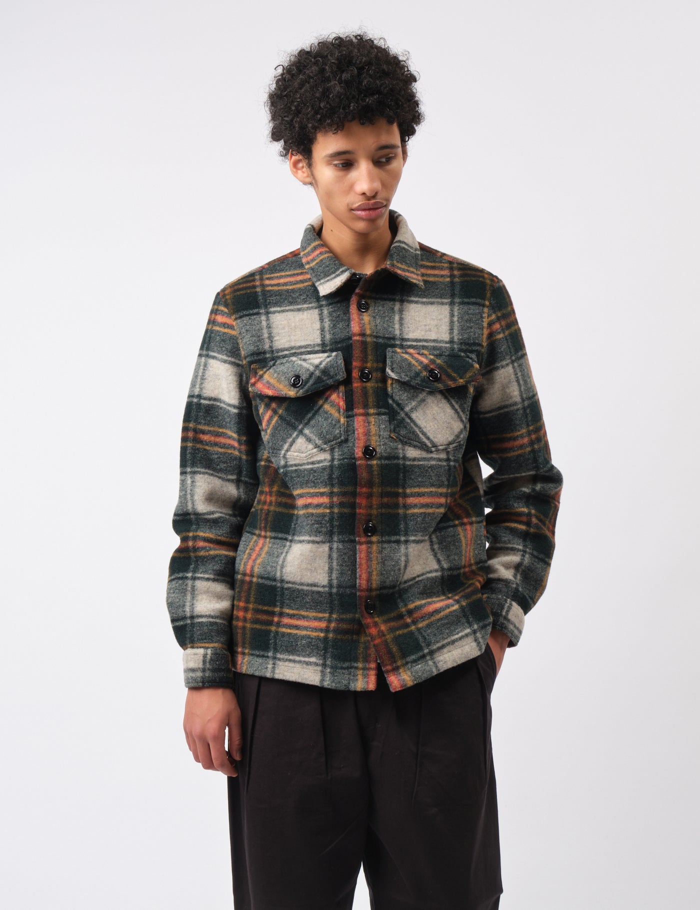 AW24.099.GREEN.M.2872_1400x.