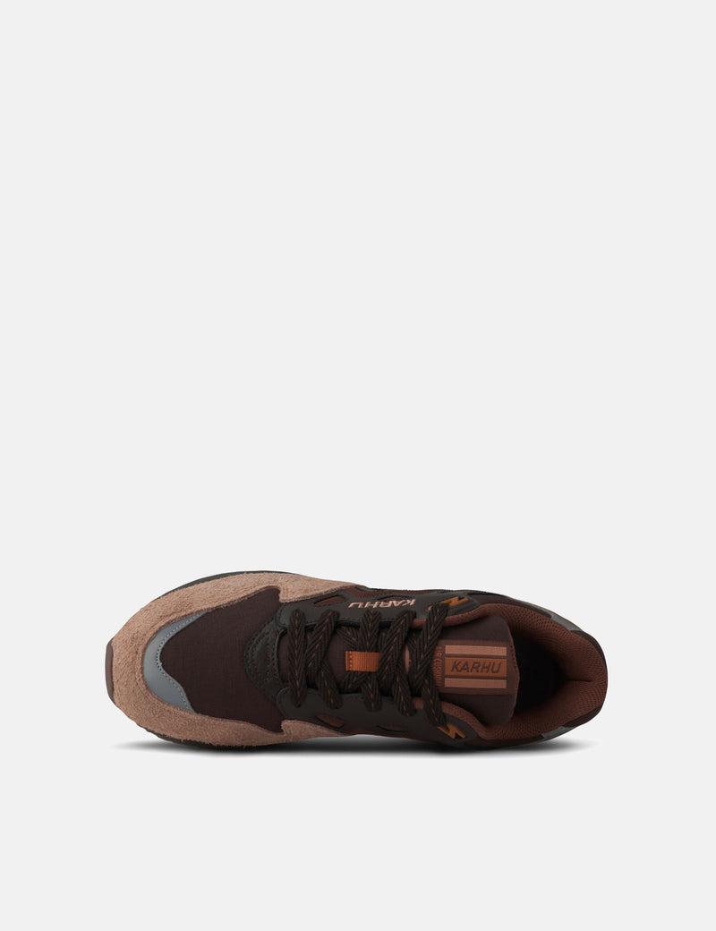 Karhu Legacy 96 Trainers - Cork/Cappuccino