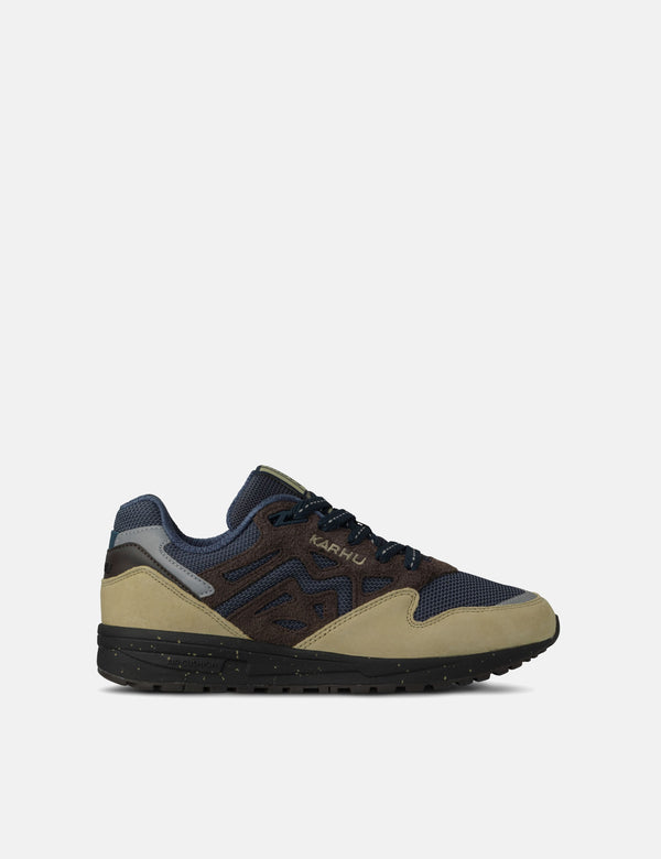 Karhu Legacy 96 Trainers - Pale Olive Green/Chocolate Torte