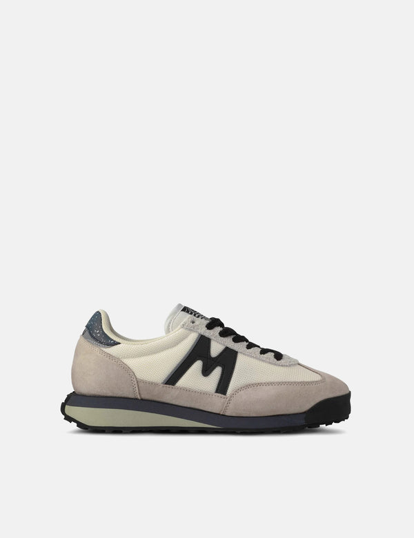 Karhu Mestari Control Trainers - Silver Lining/Jet Black