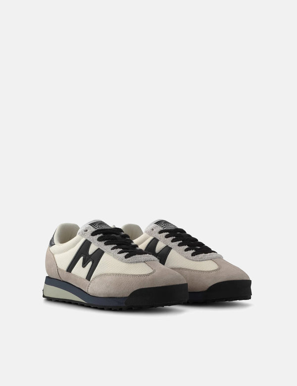 Karhu Mestari Control Trainers - Silver Lining/Jet Black