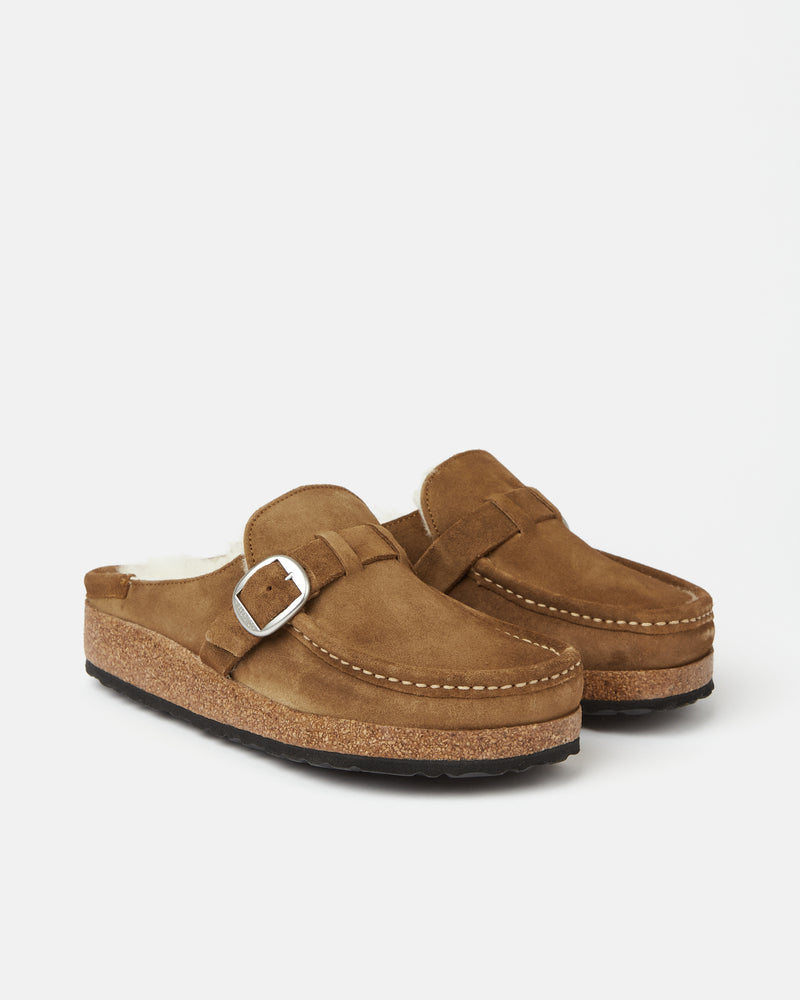 Birkenstock Buckley Clog Slippers (Suede Shearling) - Tea