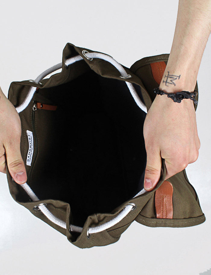 Sandqvist on sale roald clippty olive