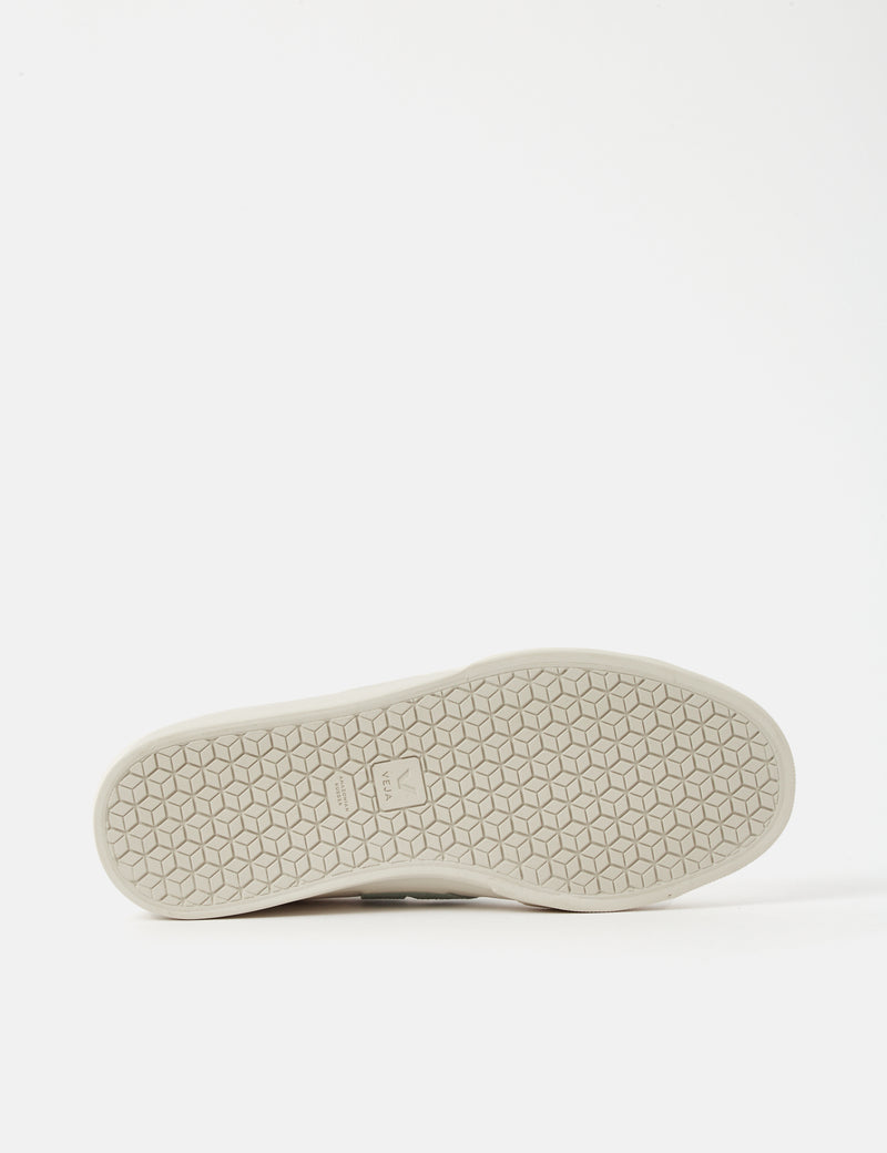 Veja Campo Trainers (Chromefree Leather) - Extra White/Matcha