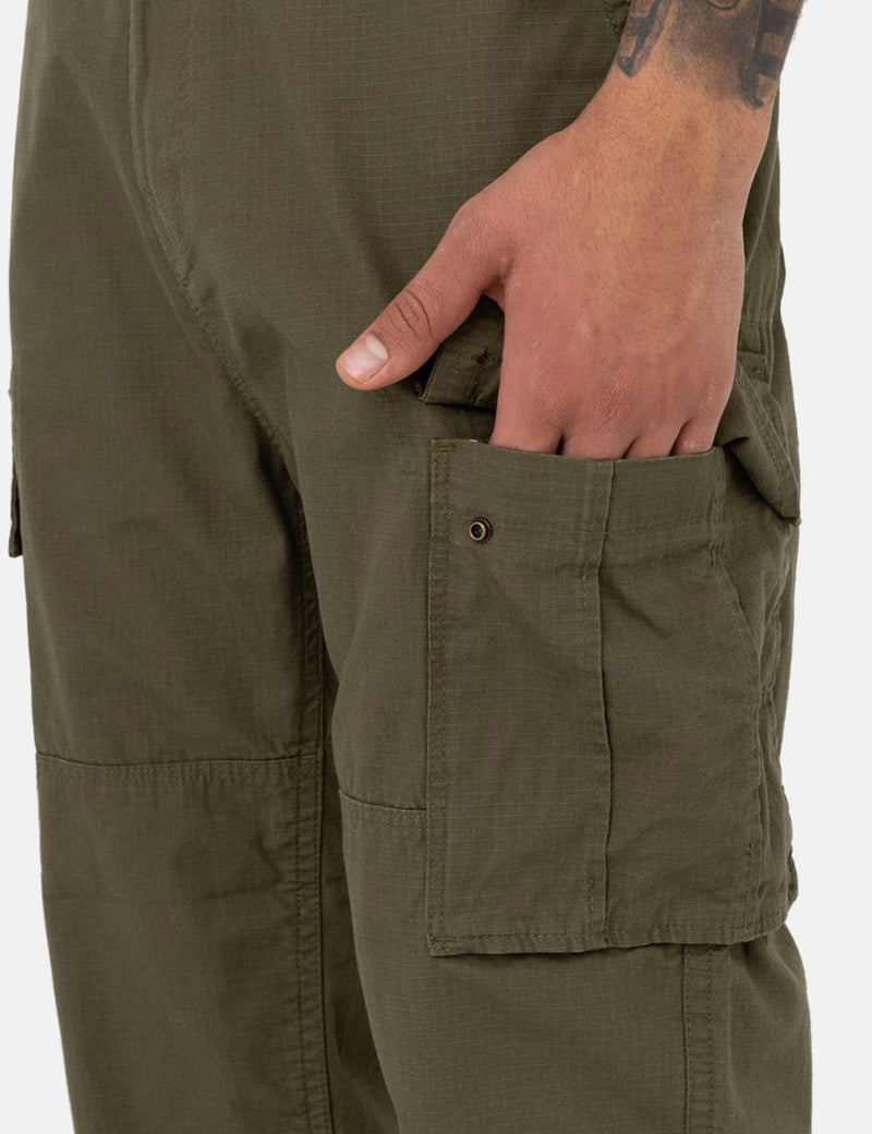 Dickies Eagle Bend Cargo Pant (Relaxed/Ripstop) - Military Green