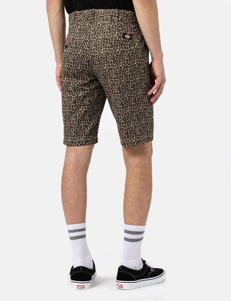 Dickies Silver Firs Shorts - Leopard Print