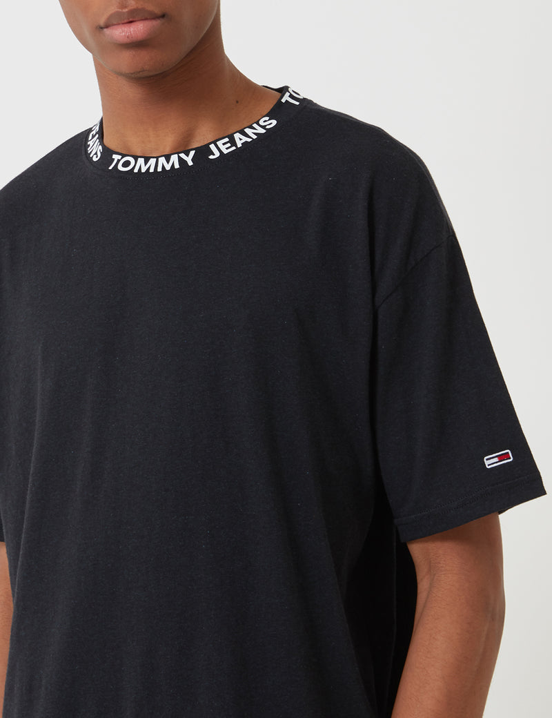 Tommy Hilfiger Branded Collar T-Shirt Black | URBAN EXCESS. URBAN EXCESS USA