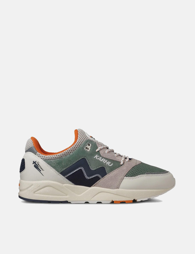 Karhu Aria Trainers - Lily White/India Ink