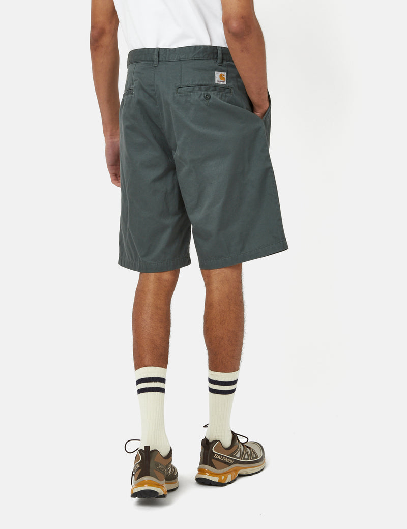 Carhartt-WIP Salford Shorts (Relaxed, Pleat) - Hemlock Green