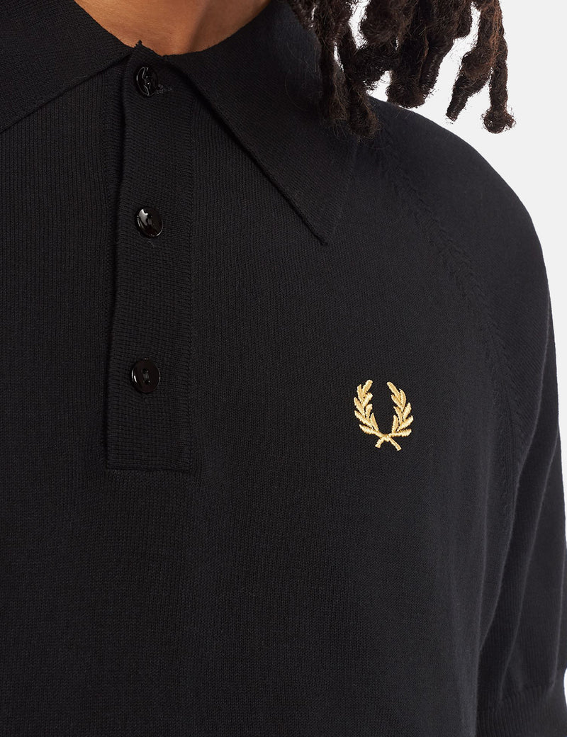 Fred Perry Raglan Sleeve Knit Shirt - Black/Champagne