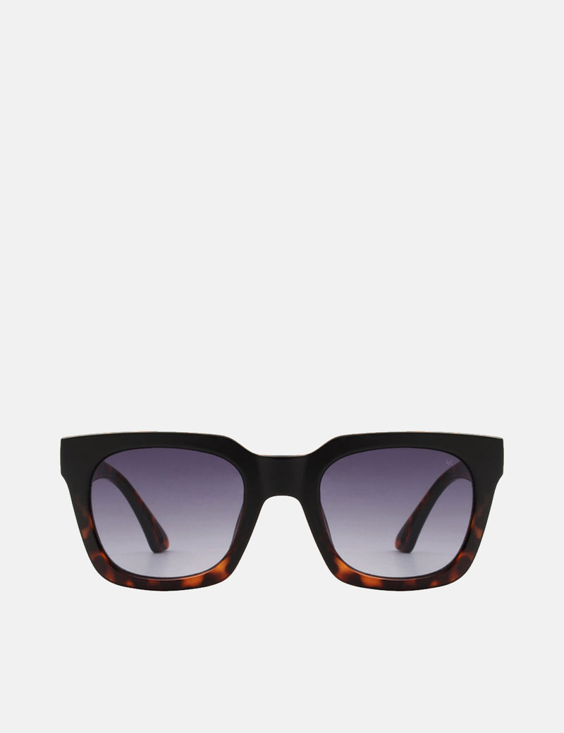 A. Kjaerbede Nancy Sunglasses - Black Demi Tortoise