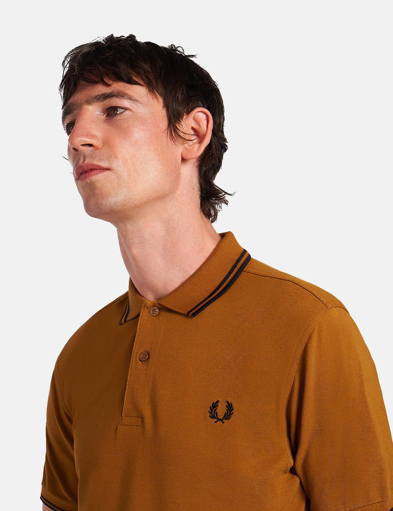 Fred Perry Twin Tipped Polo Shirt - Dark Caramel/Black
