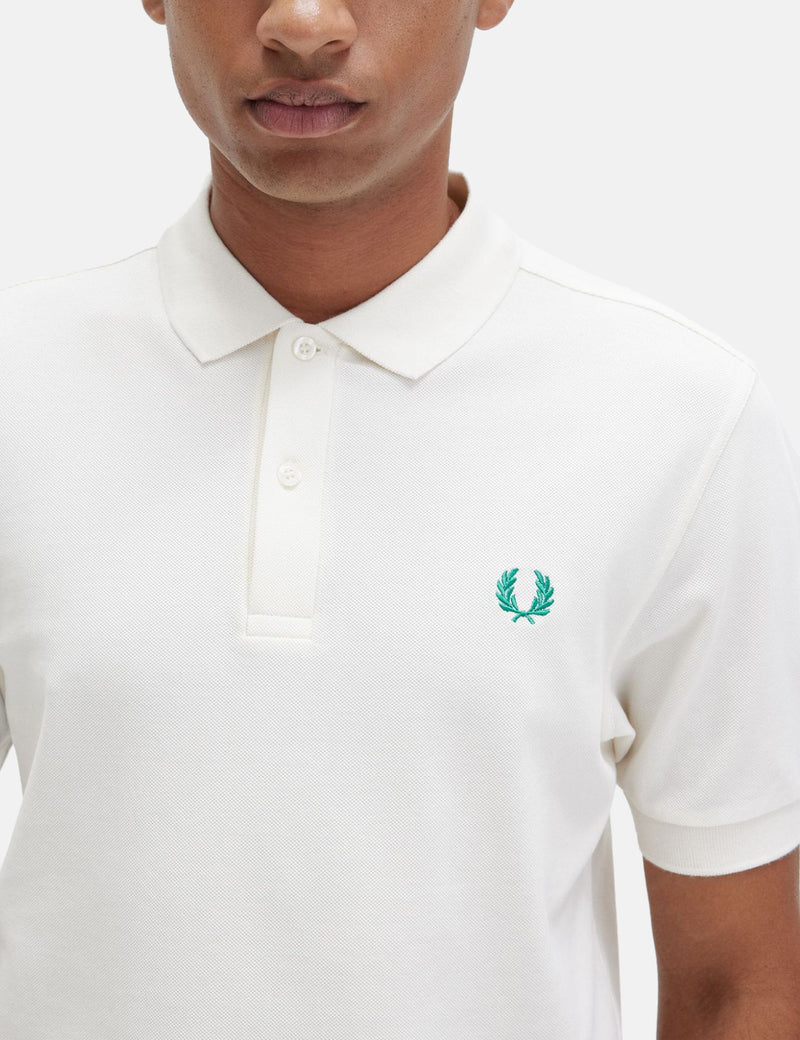 Fred Perry Plain Fred Perry Shirt - Ecru – URBAN EXCESS USA