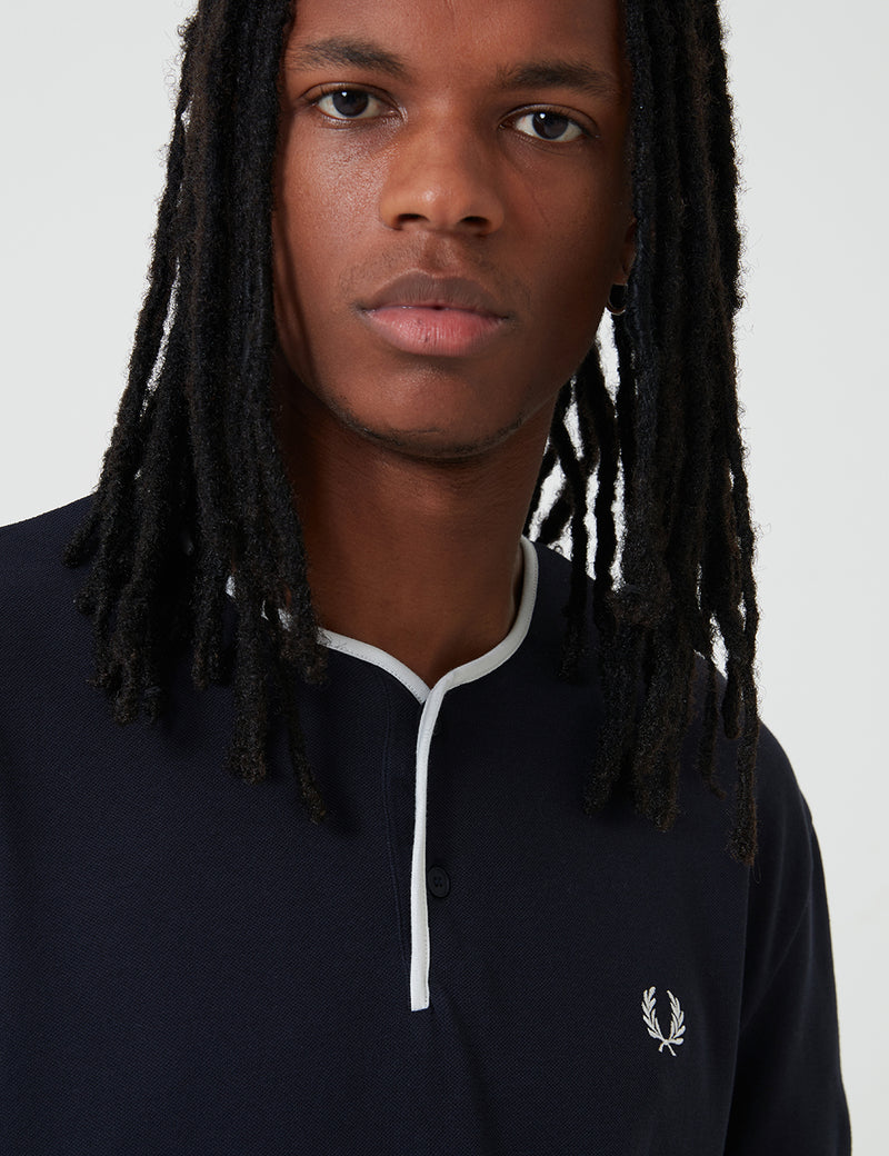 Fred Perry Reissues Henley T-Shirt - Navy Blue