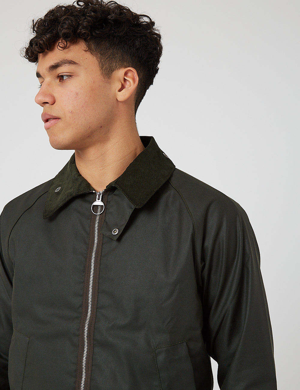 Barbour Beacon Munro Wax Jacket - Sage I URBAN EXCESS.