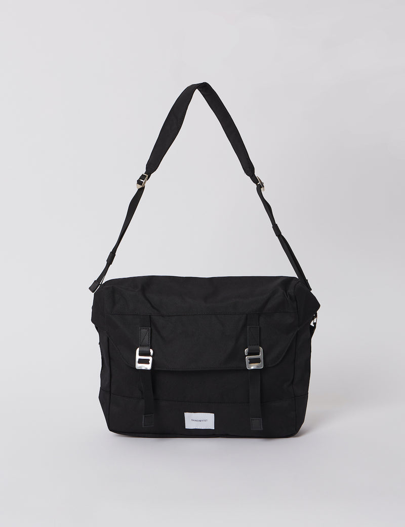 Sandqvist Gabe Messenger Bag - Black/Black Leather