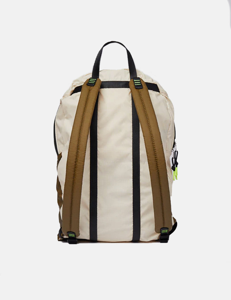 Sandqvist Erland Lightweight Backpack - Sand/Olive