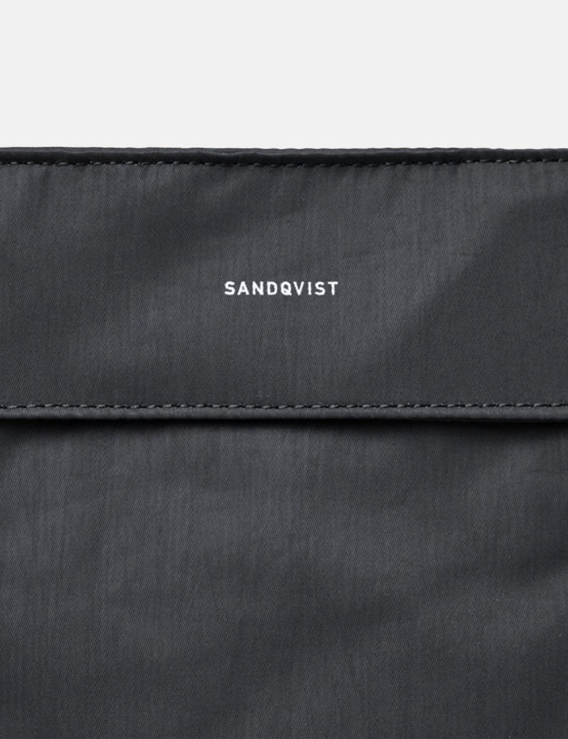 Sandqvist Sigrid Tote Bag (Crinkle Nylon) - Black