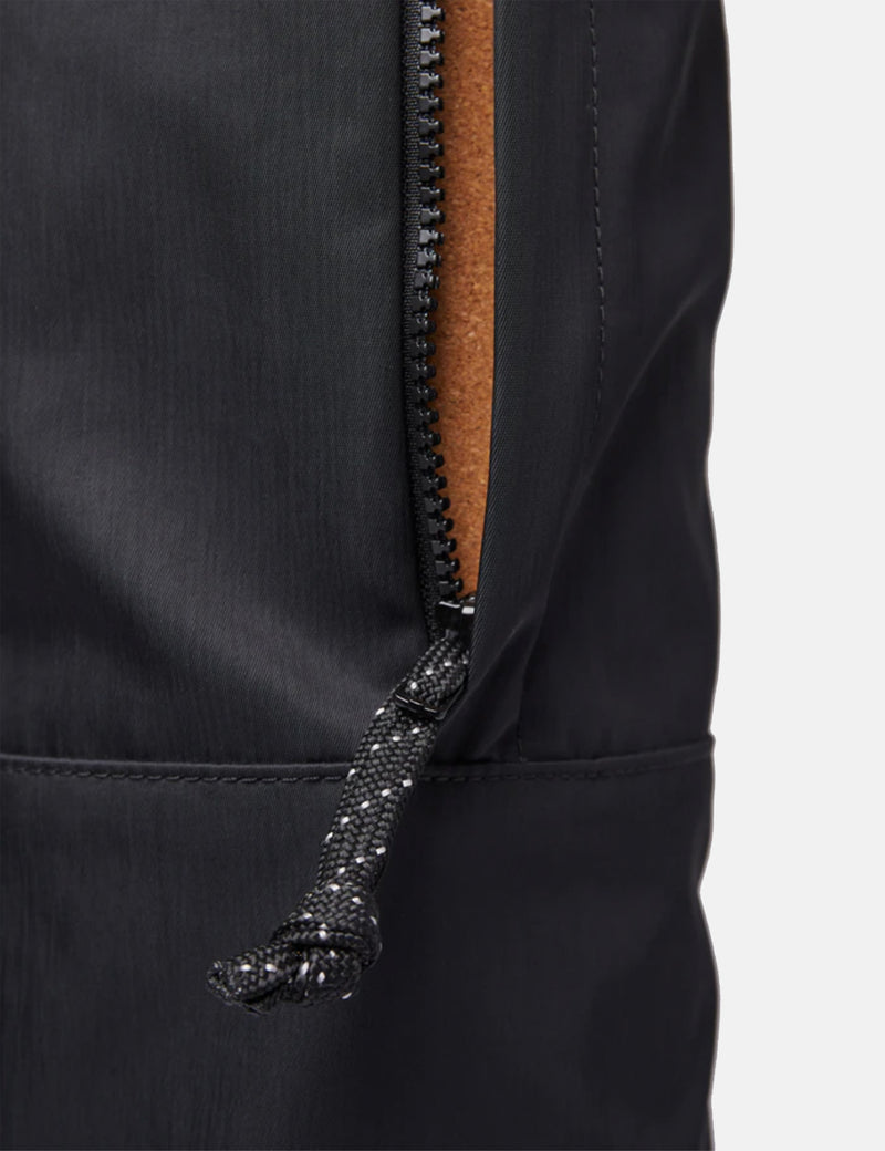Sandqvist Luna Yoga Mat Bag (Crinkle Nylon) - Black
