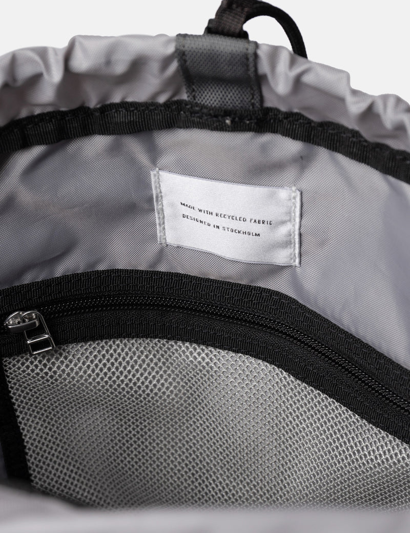 Sandqvist Walter Backpack - Multi Dark Grey