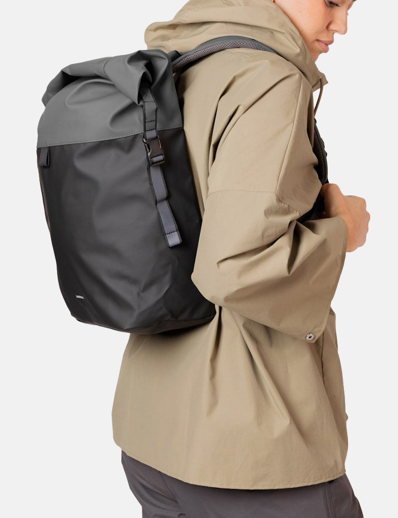 Sandqvist Konrad Rolltop Backpack - Multi Dark Grey