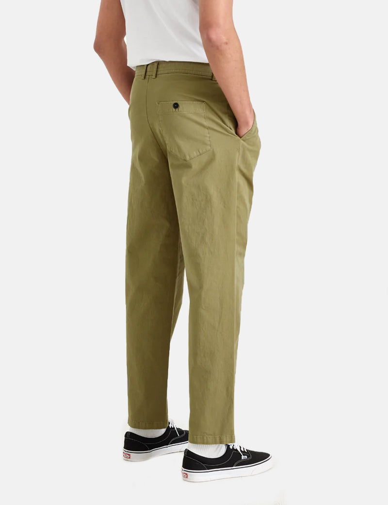 Wax London Pleat Trousers (Relaxed/Antill) - Khaki Green