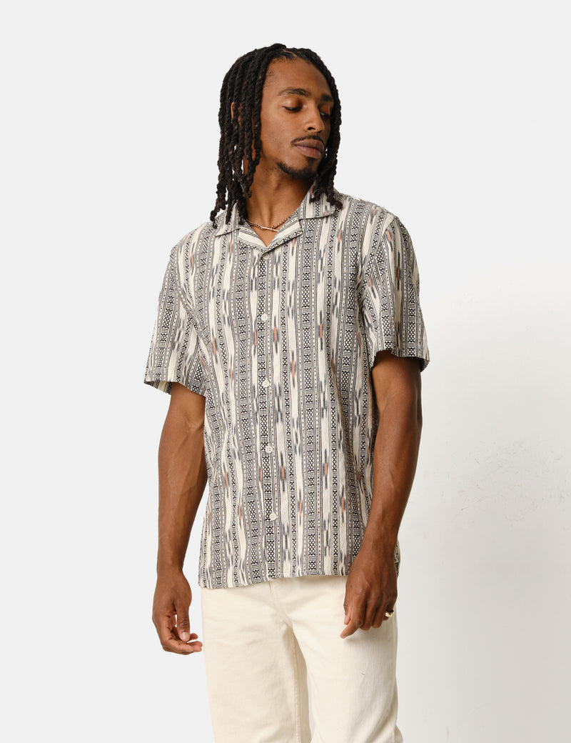 Wax London Didcot Shirt (Aztec Ikat) - Grey/Ecru