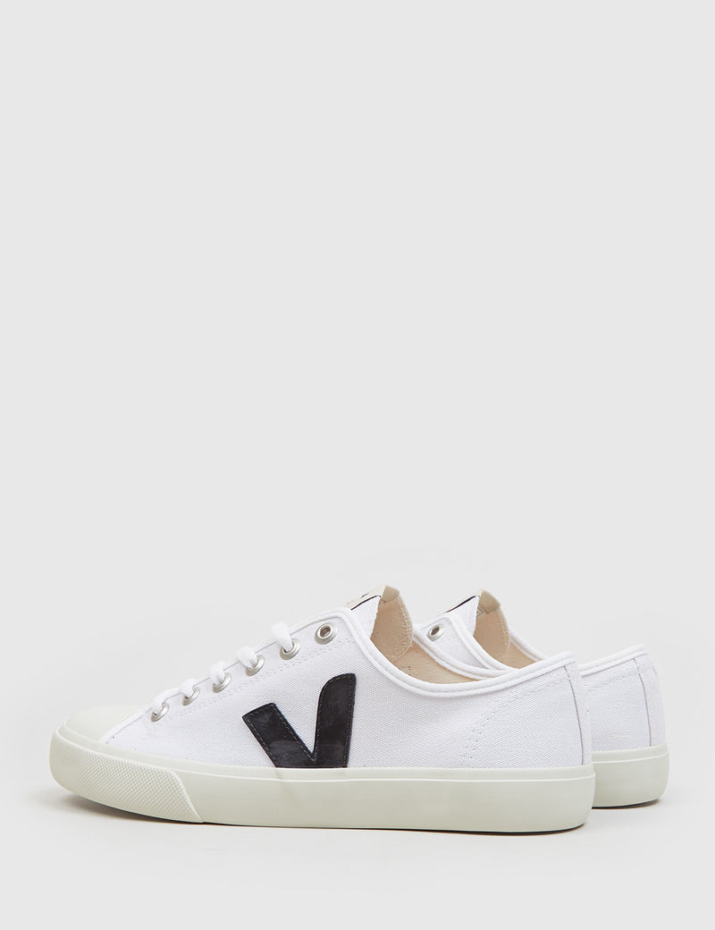 Veja Wata Canvas Trainers - White/Black