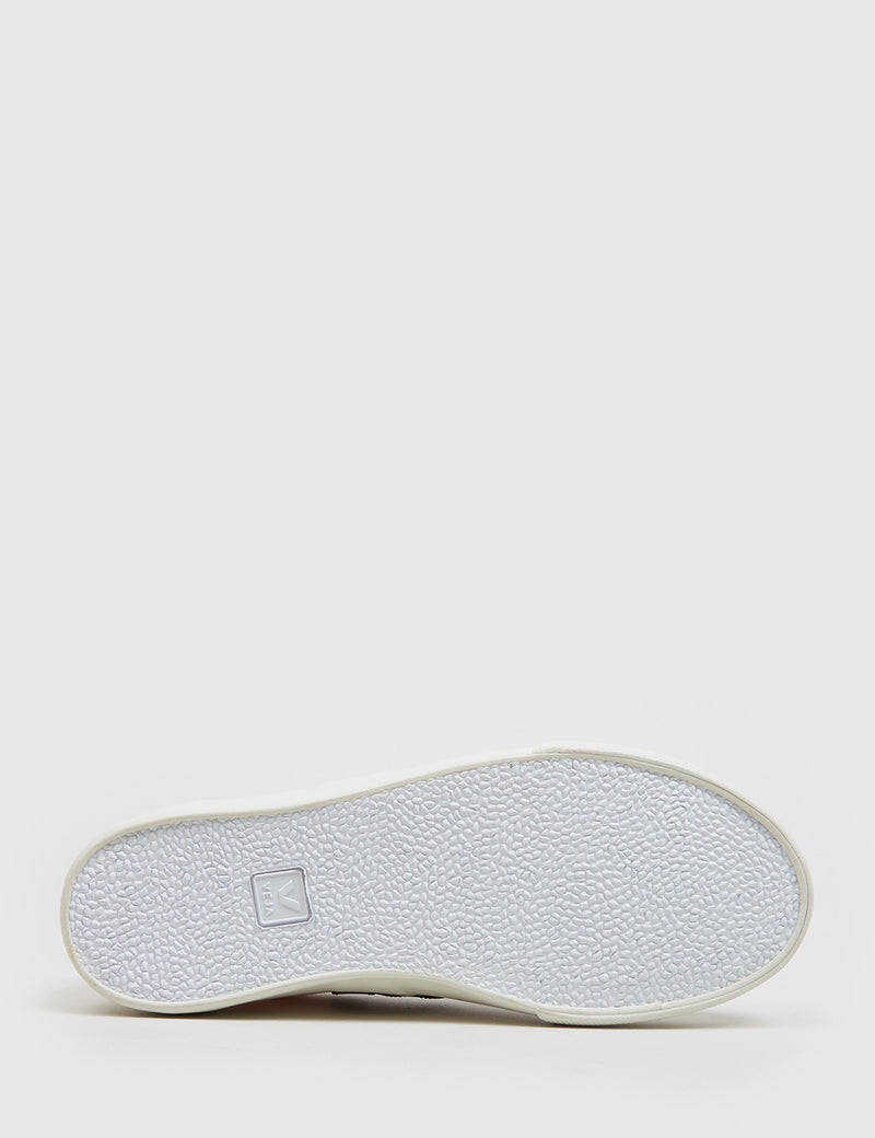 Veja Wata Canvas Trainers - White/Black